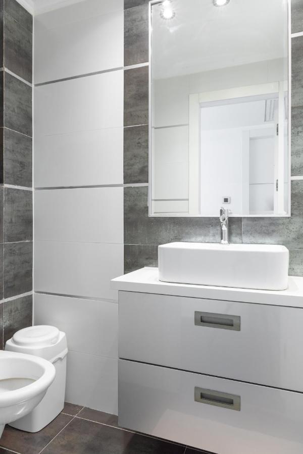 Apartment By Eezy - דירת 2 חדרי שינה וסלון 200 מטר מהחוף עם נוף מלא לים - Palmore 16 Eilat